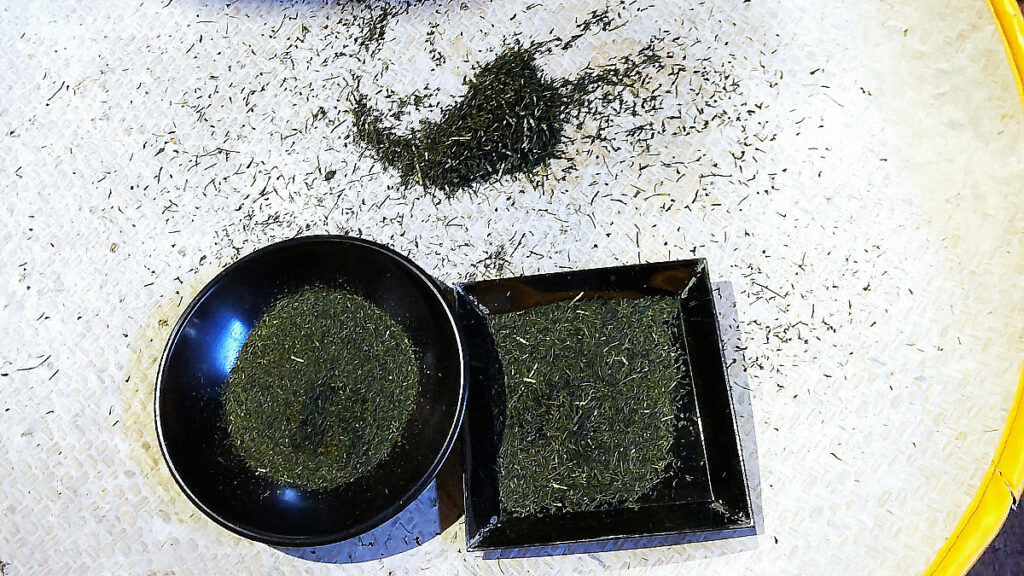 煎茶の仕上げ加工