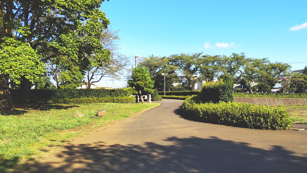 入間市博物館ALIT敷地内の憩いの場